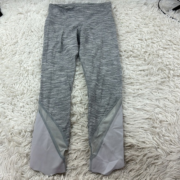Lululemon Wunder Under Crop II (Special Edition) *Scallop 23" Wee Are From Space - Picture 1 of 5